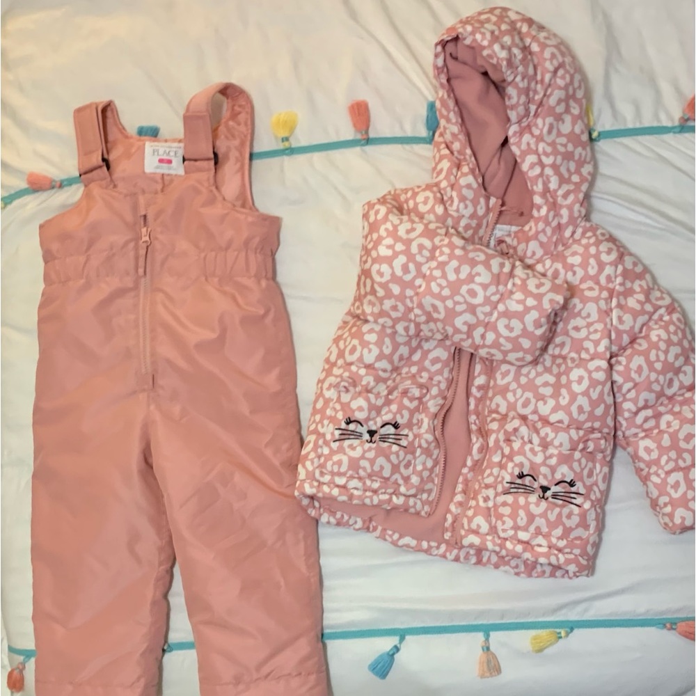 3T toddler 2 piece snowsuit pink.